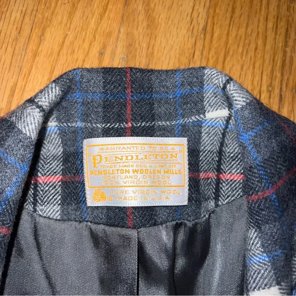 Pendleton Blazer - Picture 3 of 4
